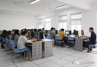 匠心筑夢，數字繪魂——走進動漫學院，探索創意與技術的交匯點